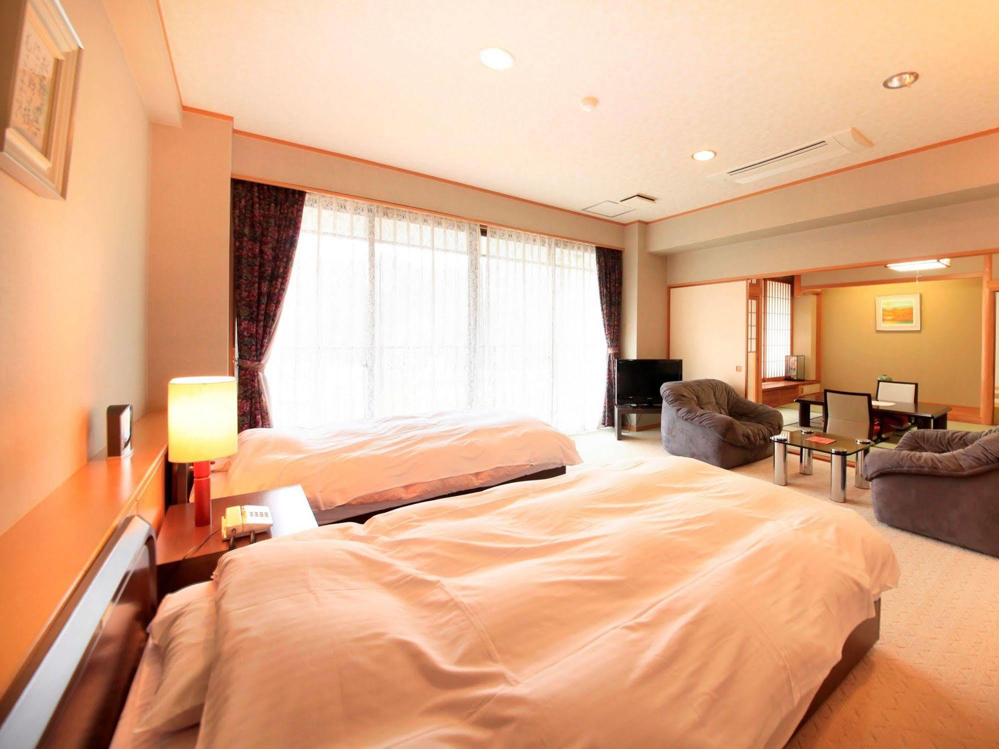 Hotel Kamogawaso Takehara Extérieur photo